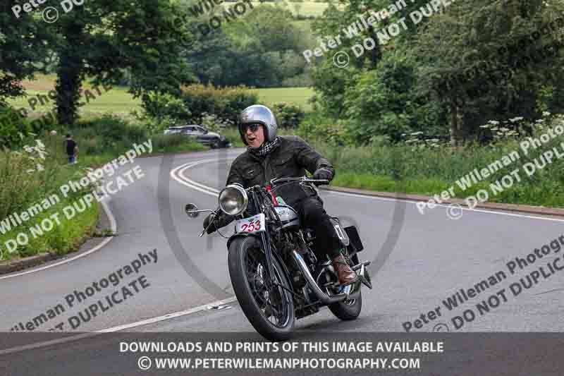 Vintage motorcycle club;eventdigitalimages;no limits trackdays;peter wileman photography;vintage motocycles;vmcc banbury run photographs